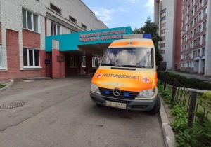 HELP TO DOCTORS AND AMBULANCE